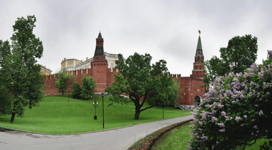 башни московского кремля.webp