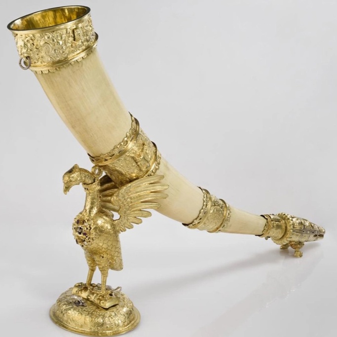 Рог на пеликане