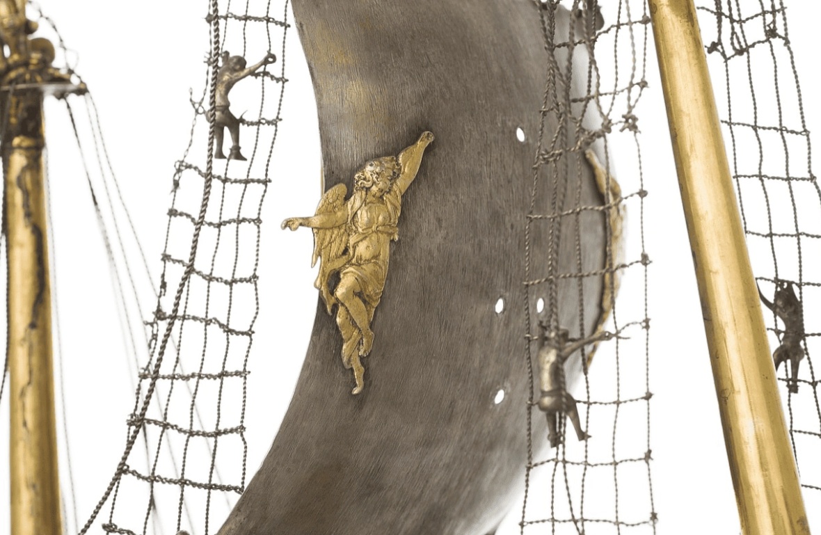 Настольное украшение (2).webp