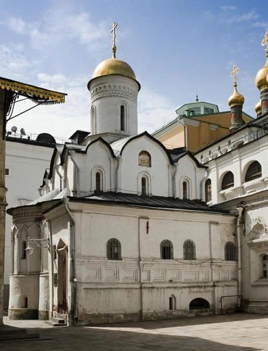 Церковь Ризположения. Северный фасад.webp