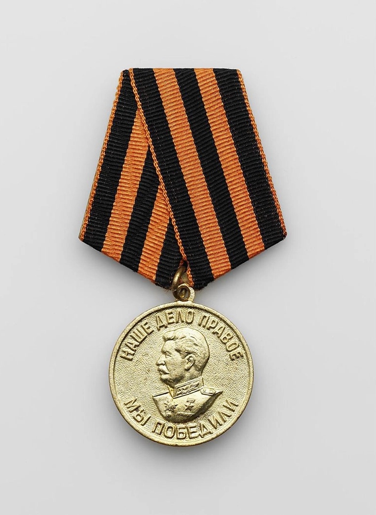 биография захарова (4).webp