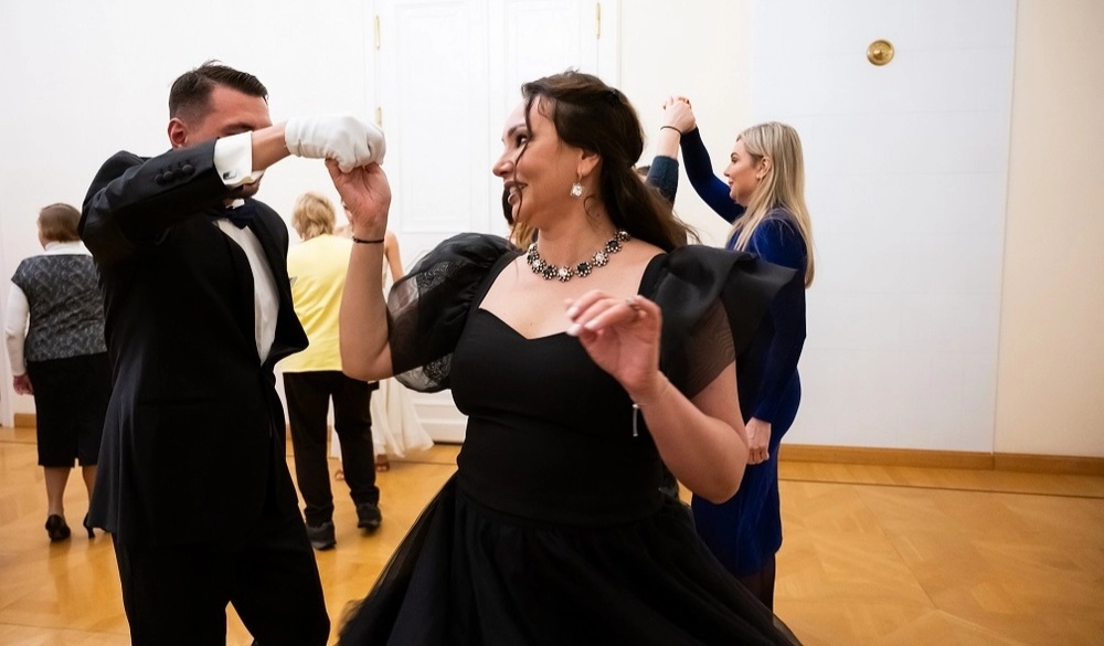 Бал-маскарад (1).webp