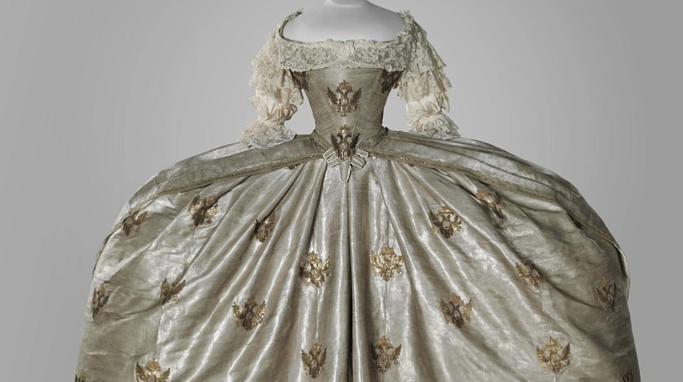 Платье коронационное императрицы Екатерины II.webp