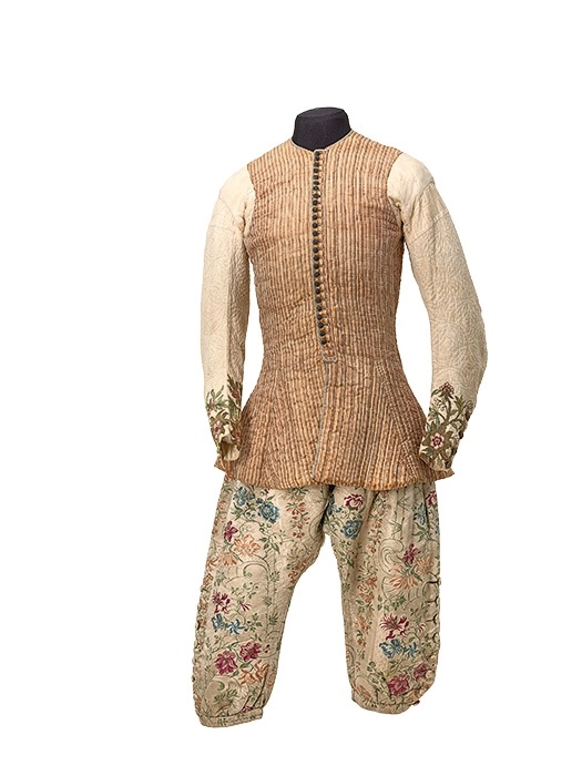 Куртка-телогрея, штаны-кюлоты