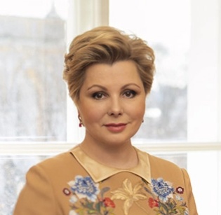 Елена Юрьевна Гагарина.webp