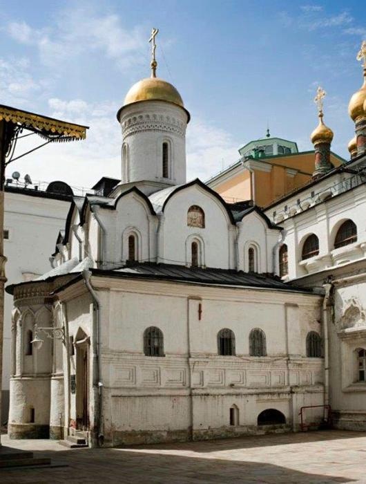 Церковь Ризположения.