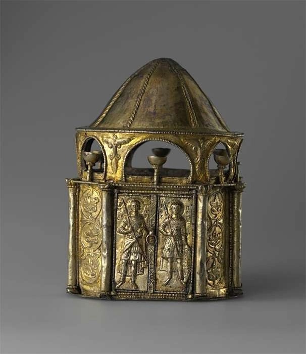 Ковчег в виде кивория святого великомученика Димитрия Солунского