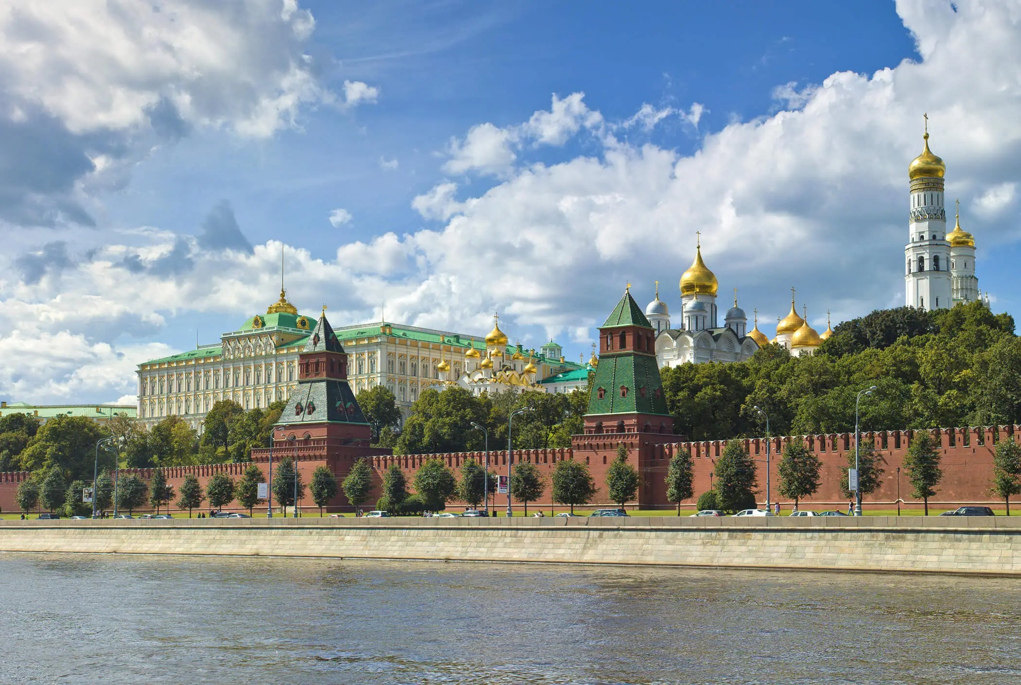 Архитектурный ансамбль Московского Кремля (баннер - 2).webp