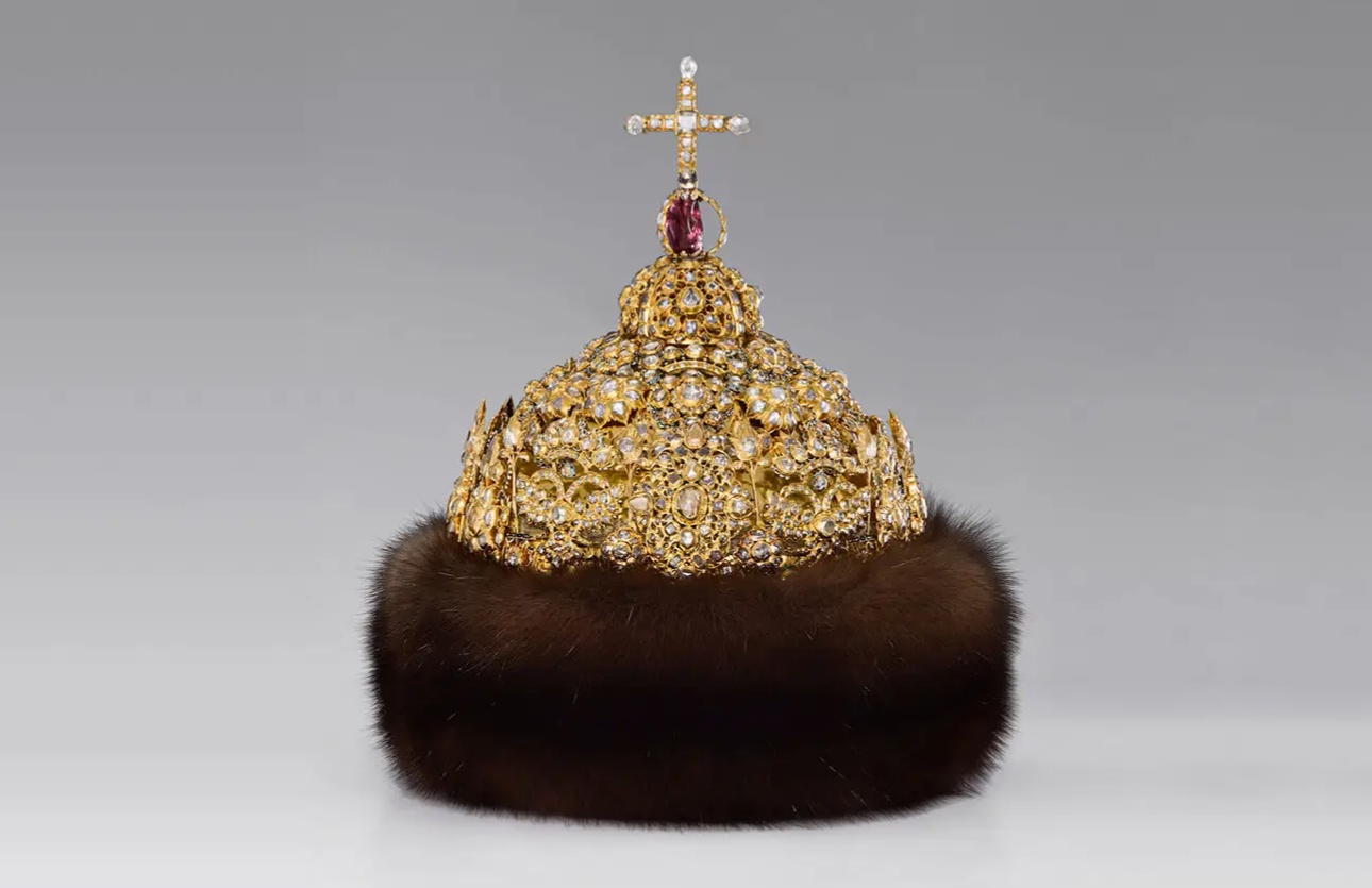 Шапка Алмазная (баннер для экскурсии).webp