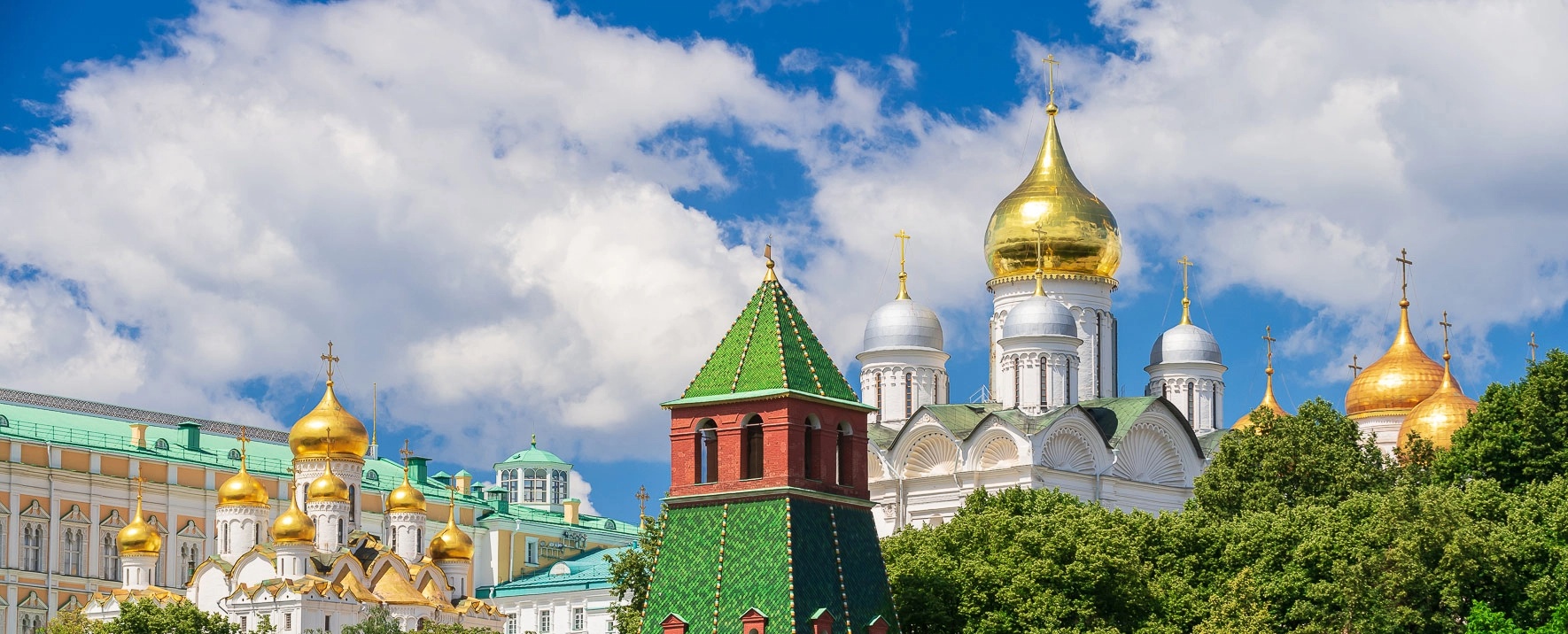 Вид на Кремль (баннер реставрация в арх.ансамбле).webp