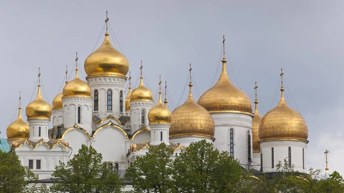 Купола Успенского и Благовещенского соборов