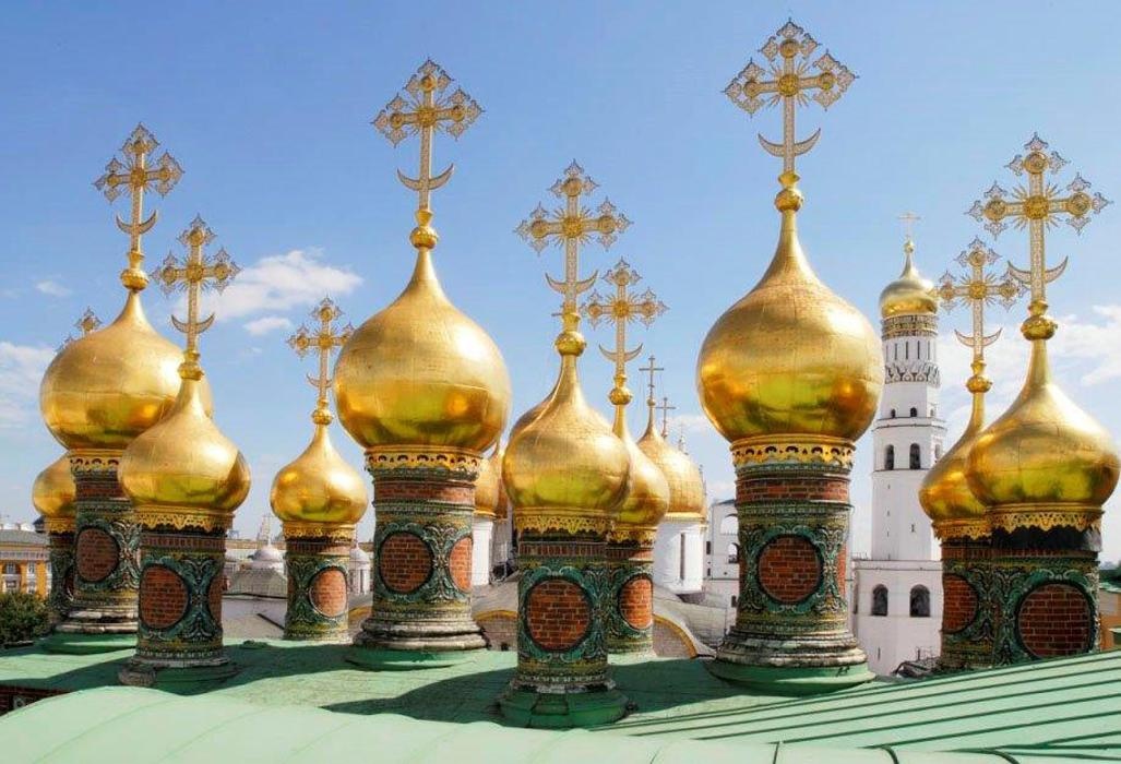Купола теремных церквей.