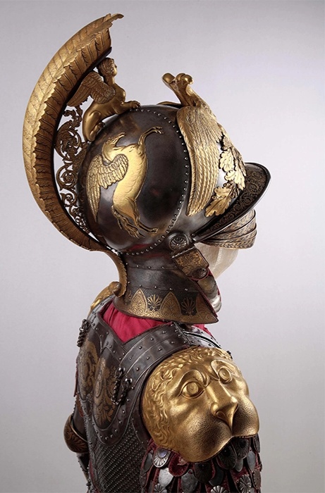 Рыцарские доспехи «Древнее вооружение»