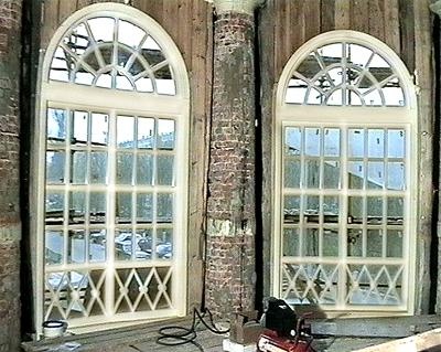 Главный дом, установка новых оконных блоков в ротонде