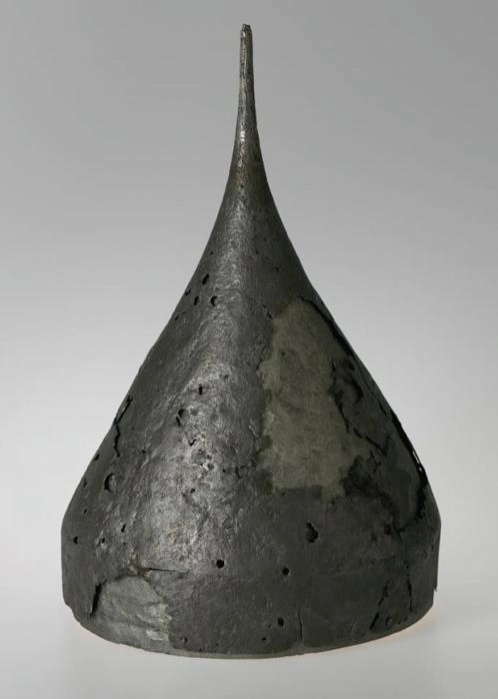 Витрина 3 подклет (3).webp