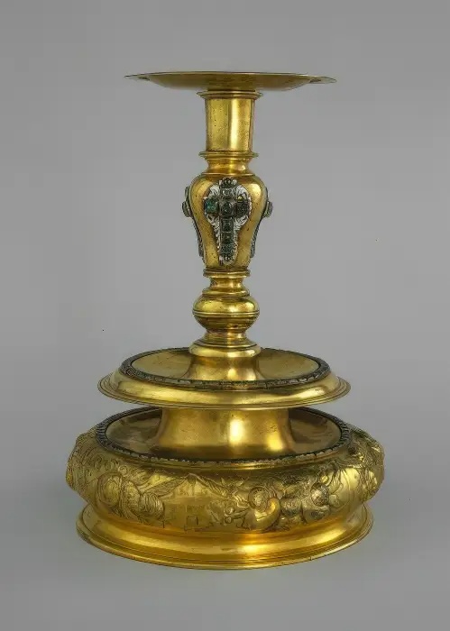 Подсвечник с профиткой