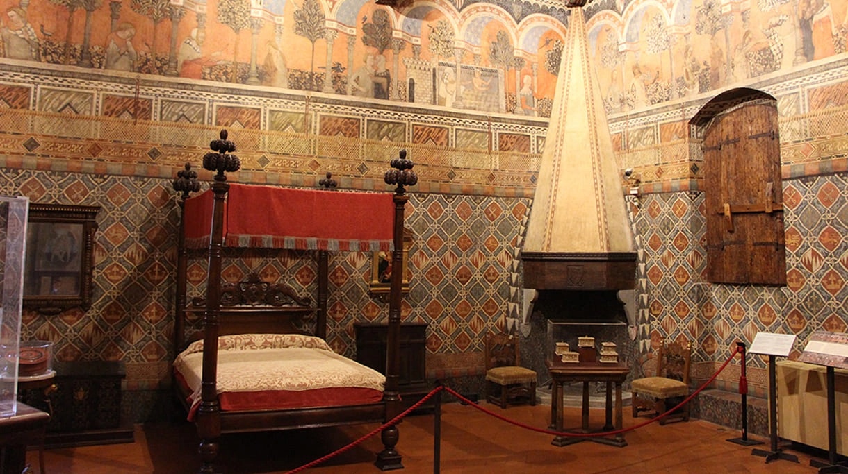 Спальня (Camera della Castellana di Vergy), середина XIV века