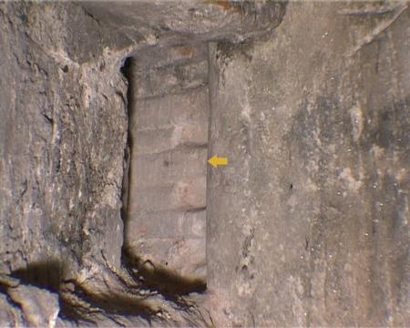 Фрагмент блока с каннелюрами