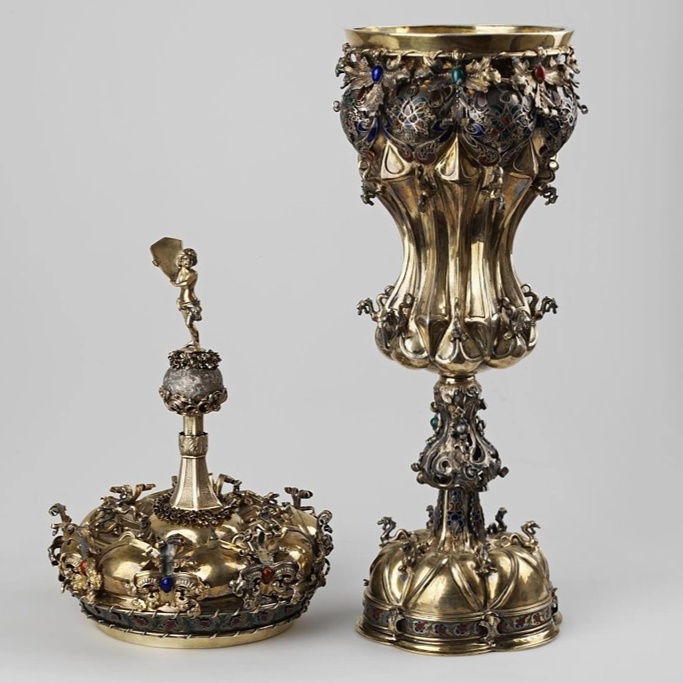 Чаша двойная