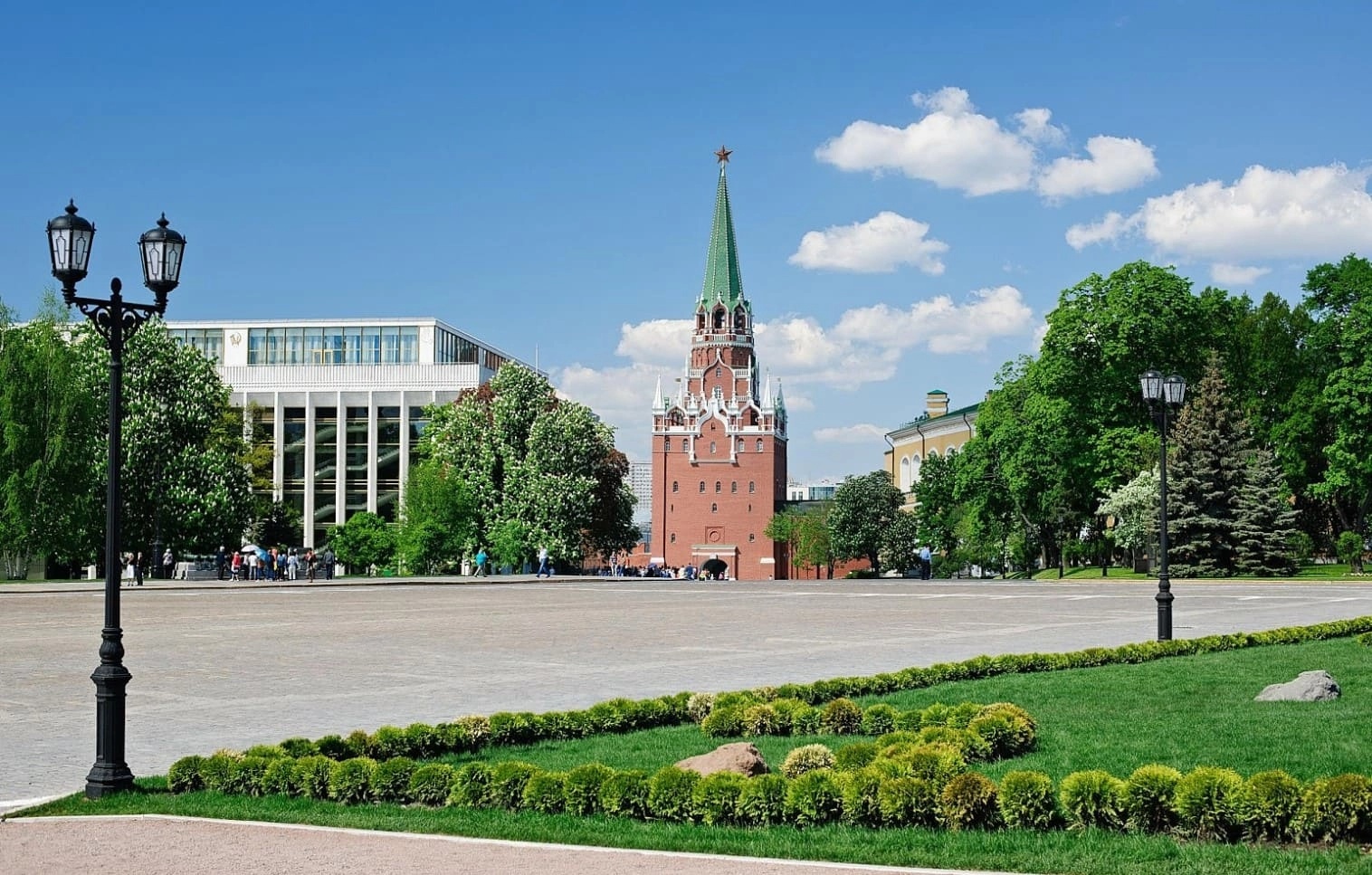 Троицкая площадь.webp