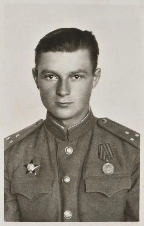 биография цуканова (8).webp