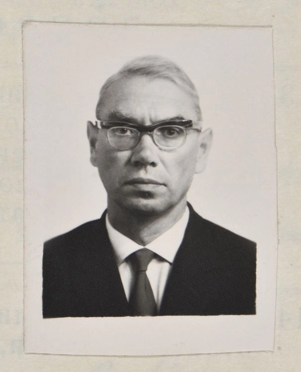 биография немирова (1).webp