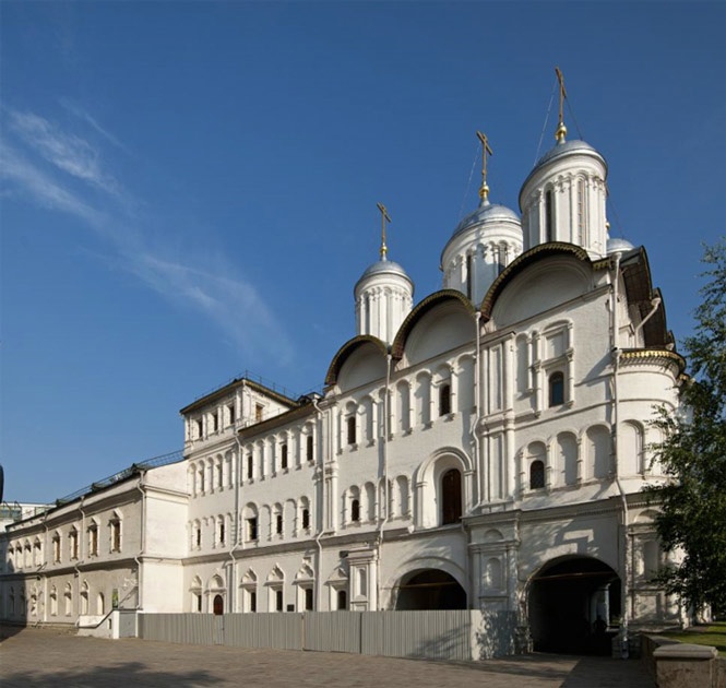 Здание Патриарших палат с церковью Двенадцати апостолов, южный фасад. Вид со стороны Соборной площади