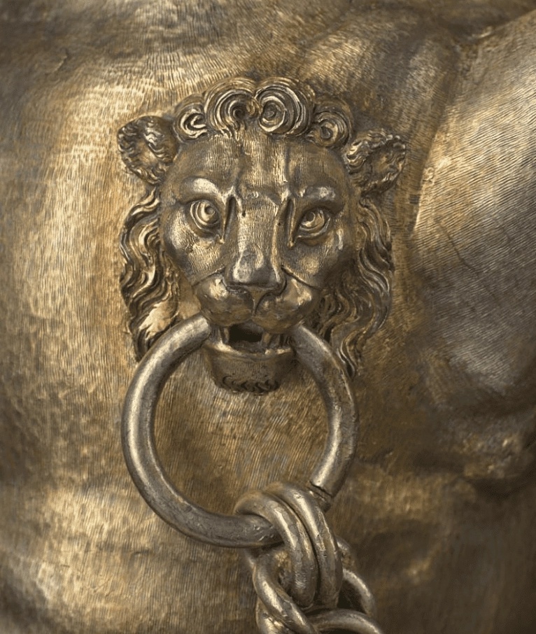 Сосуд "Барс".