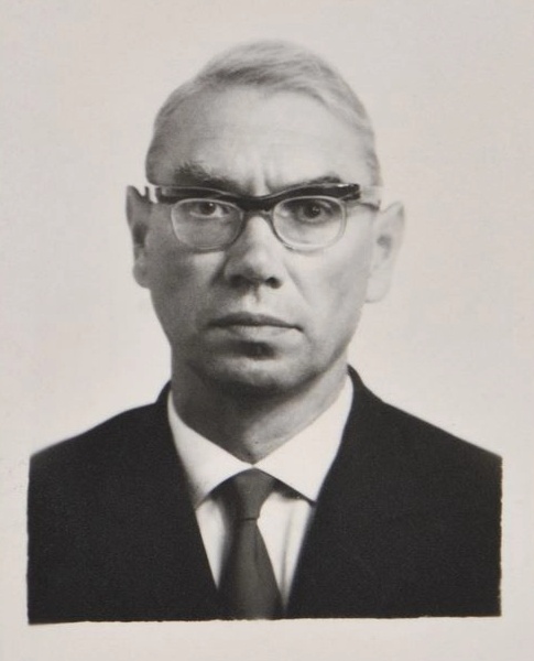 биография немирова (1).webp