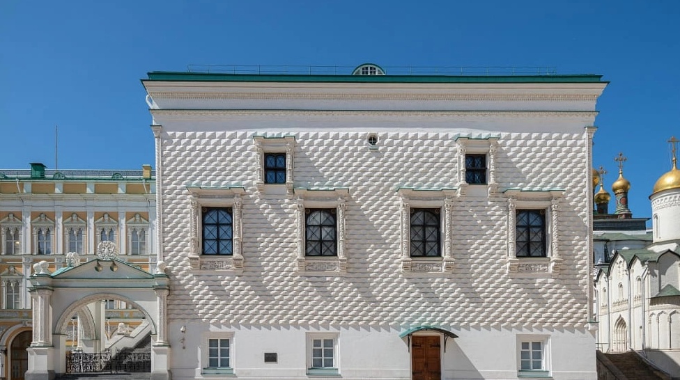 Грановитая палата. Соборная площадь