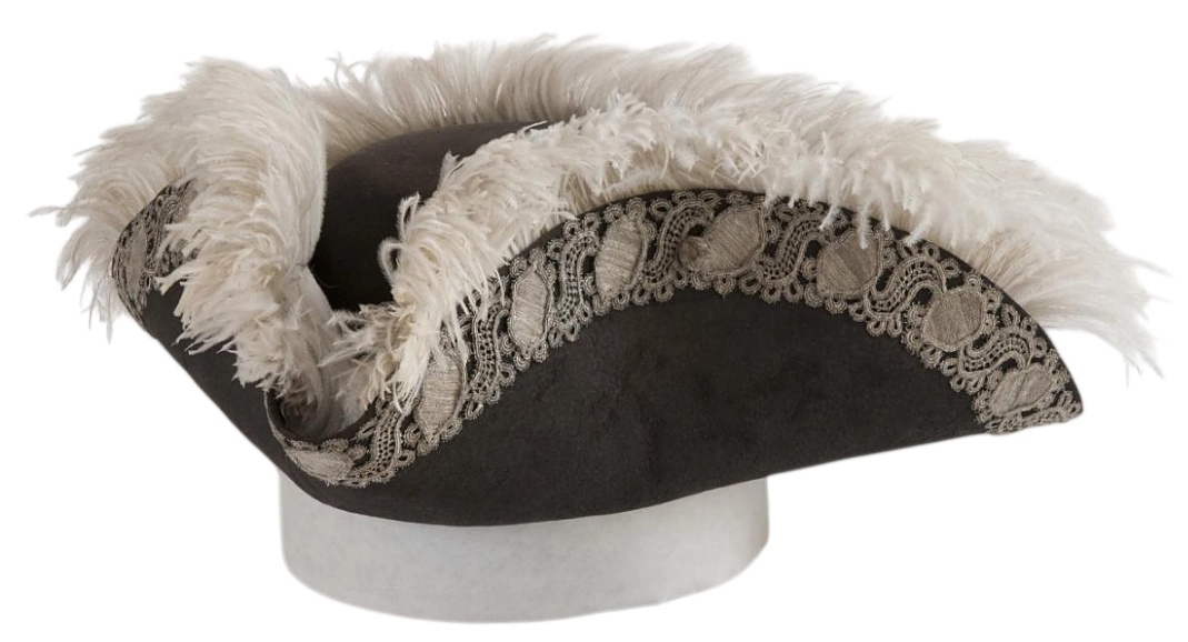 Шляпа от маскарадного костюма императрицы Екатерины I