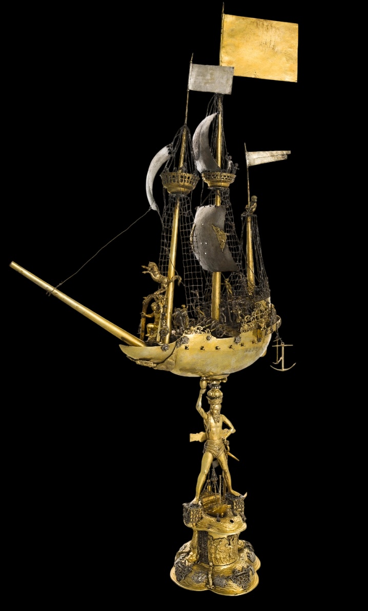 Настольное украшение.webp