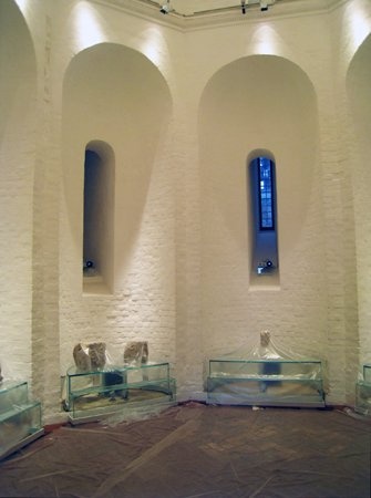 Интерьер 1-го яруса колокольни. Монтаж экспозиции