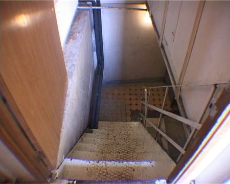 Лестница из придела в техническое помещение