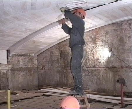 Интерьер главного корпуса, парадная лестница