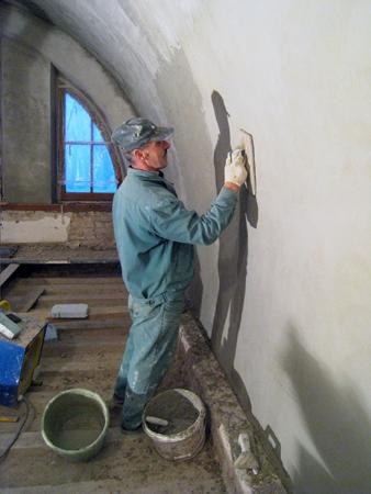 Оштукатуривание сводчатого потолка палатки