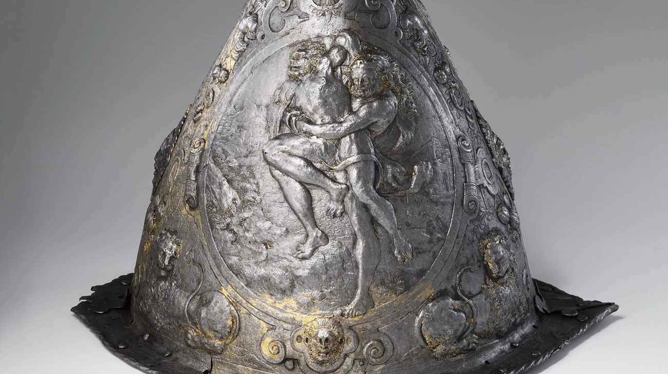 Шлем. Фрагмент