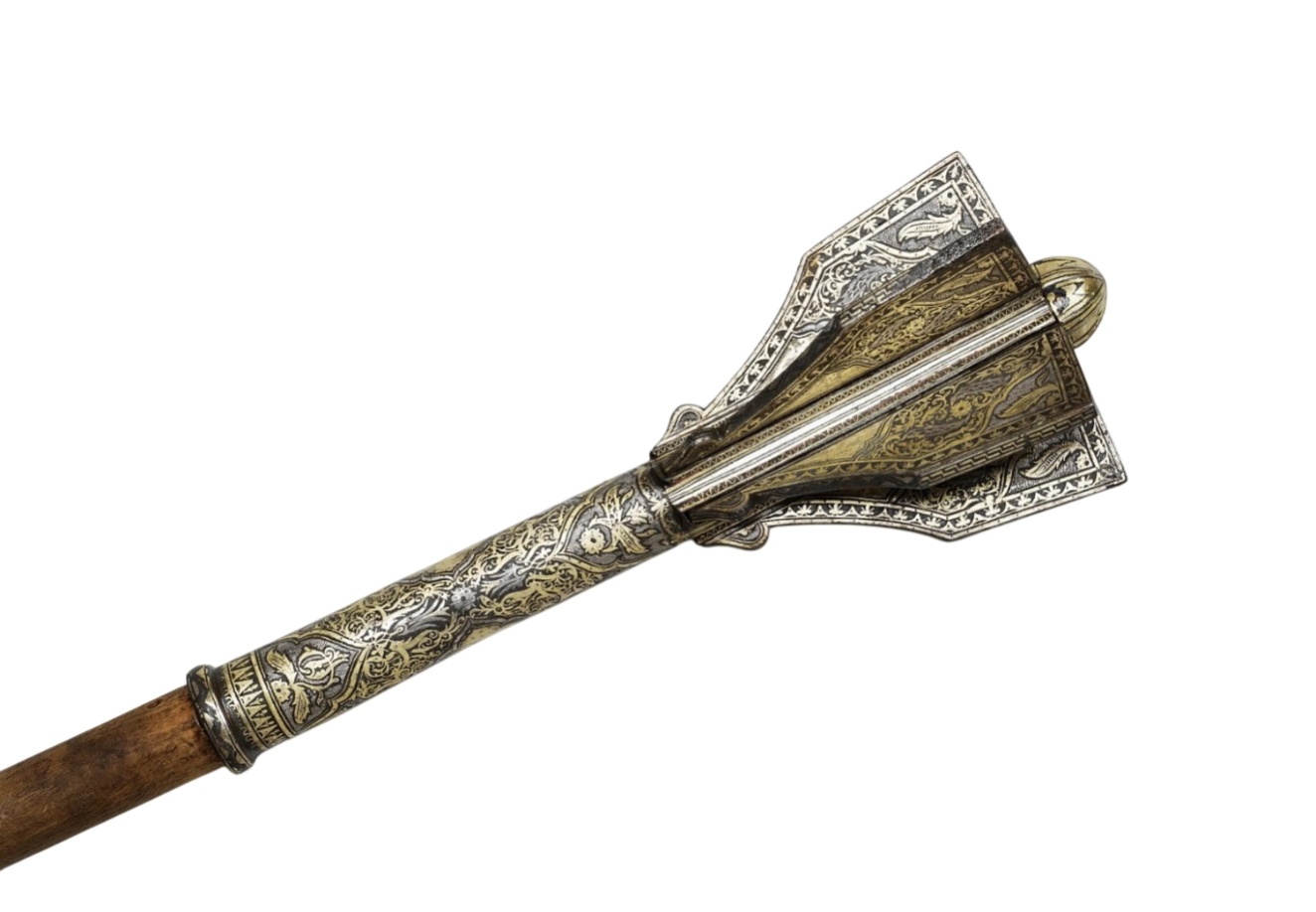 Шестопер парадный