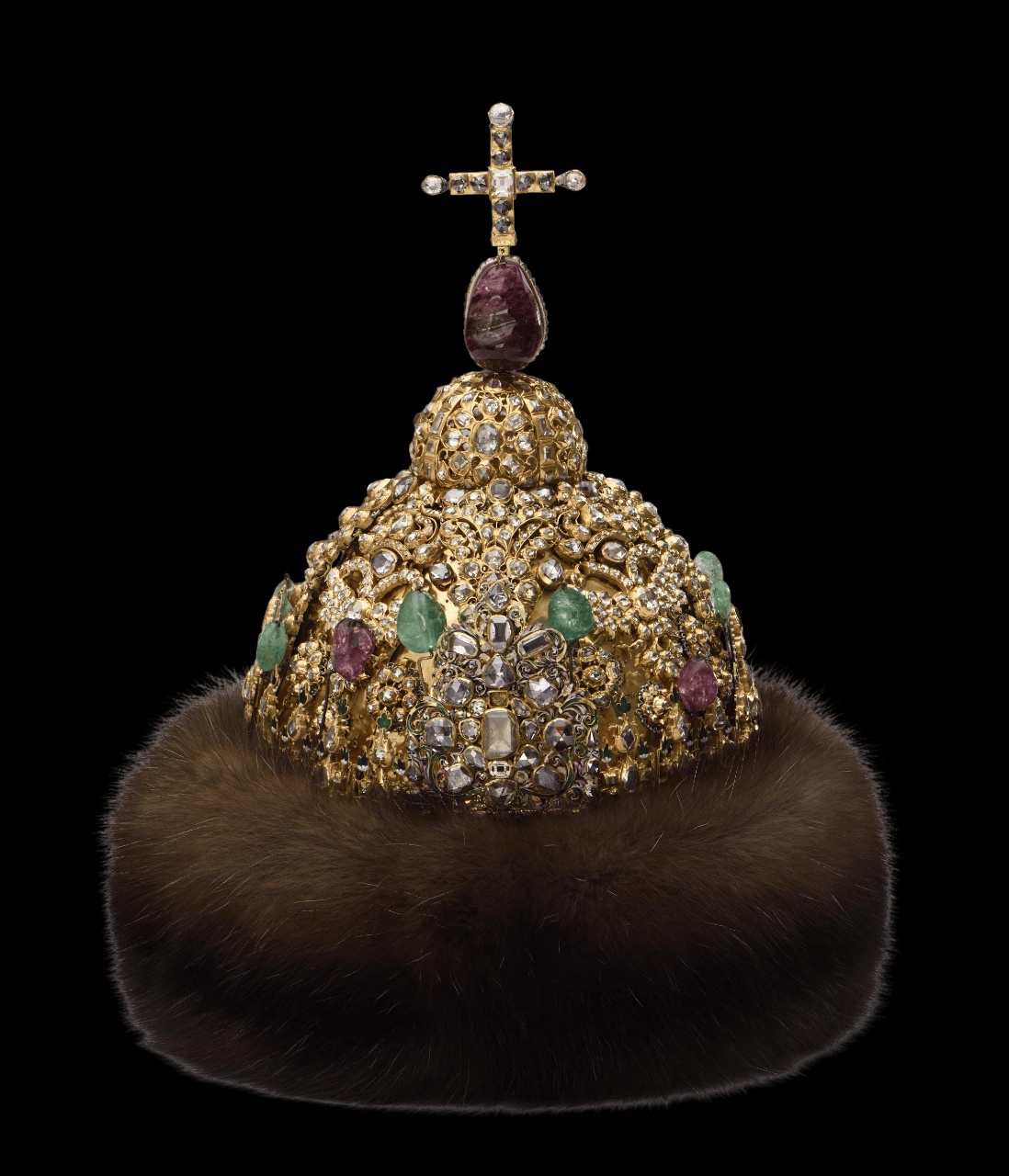 Шапка Алмазная