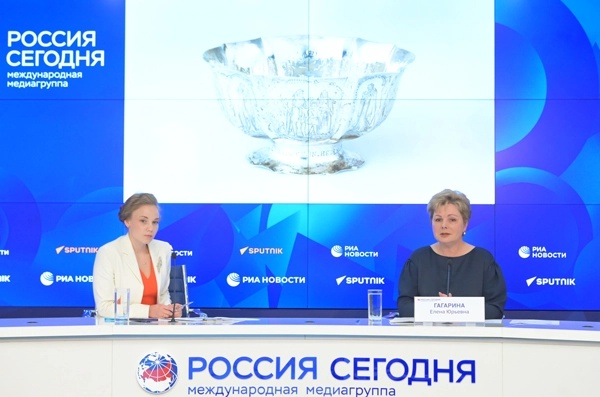 Пресс-конференция Е.Ю..webp